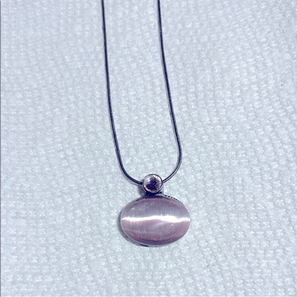 Pink Oval‎ Pendant Necklace
